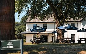 Coach & Horses Hotel